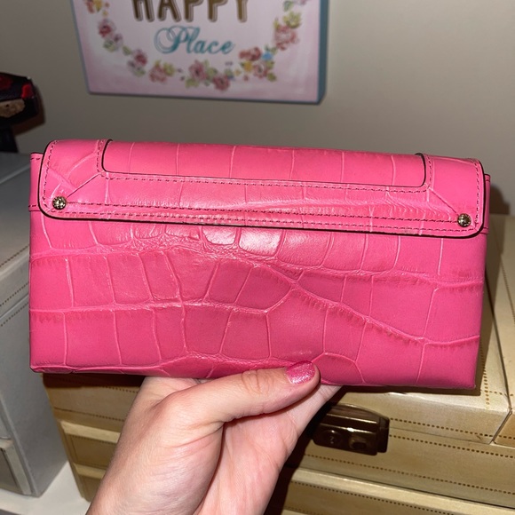 Coach Croc Swagger Wallet in Croc Embossed Leather Dahlia - Picture 3 of 3